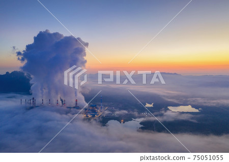 Aerial view of Mae Moh coal mine. 75051055
