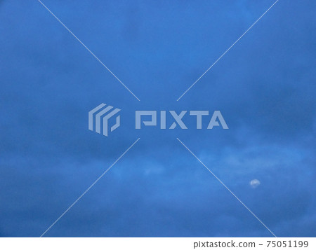Vague full moon in the sunrise 75051199