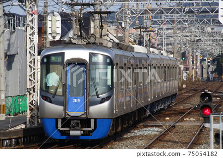 [T] Nishitetsu Tenjin Omuta Line Type 3000 (Express: bound for Nishitetsu Tenjin) 75054182