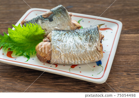 Herring salted with salt 75054498