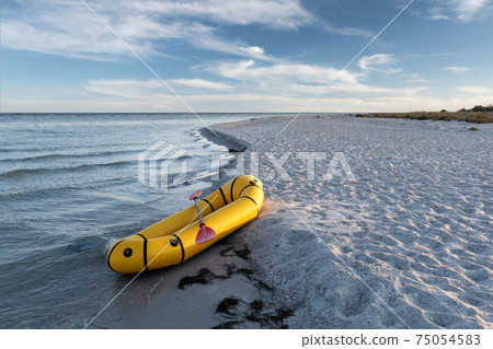 Yellow packraft rubber boat with red padle 75054583