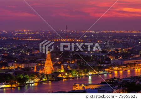 Temple of dawn (wat arun) 75055625