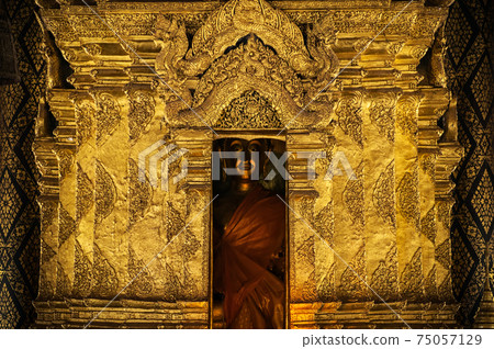 Buddha Lan Ton Buddha Lan Ton 75057129