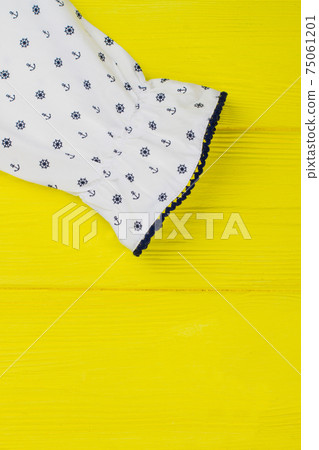 Ruffle cuff of girls blouse Ruffle cuff of girls blouse 75061201