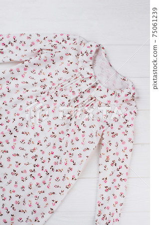 Lovely nightie for little girl Lovely nightie for little girl 75061239