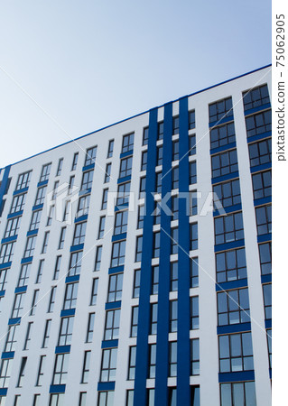 Multi-storey modern buildings. 75062905