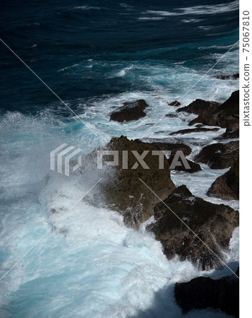 Tokunoshima, the coast of Cape Inutabu Tokunoshima, the coast of Cape Inutabu 75067810