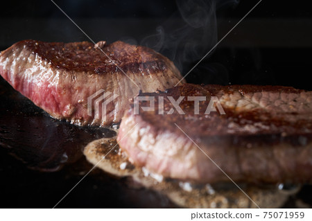 牛肉大腿粗切牛排 75071959