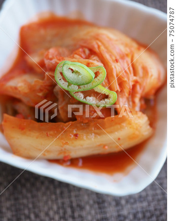 韓國傳統食品,高麗菜泡菜 韓國傳統食品,高麗菜泡菜 75074787