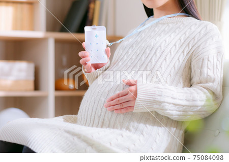 Pregnant women who use space sterilization goods Pregnant women who use space sterilization goods 75084098