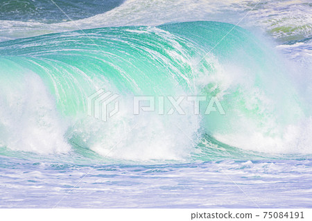 wave image 75084191