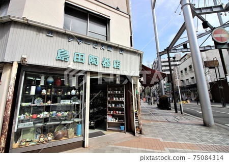 Isezakicho Street (6-chome, Isezakicho, Naka-ku, Yokohama) 75084314