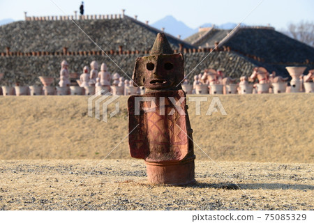 科芬王國群馬和霍多塔陵墓的花ani風景 75085329
