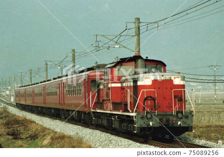 JR West DD51 + 12 series tabiji JR West DD51 + 12 series tabiji 75089256