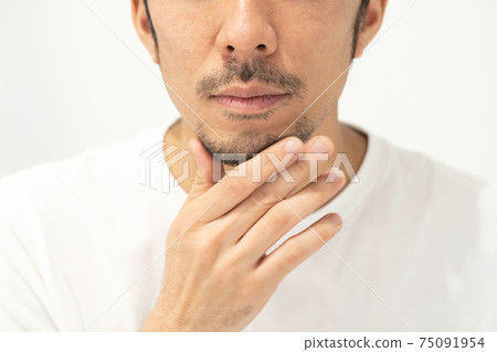 留茬小鬍子男人的審美觀 75091954