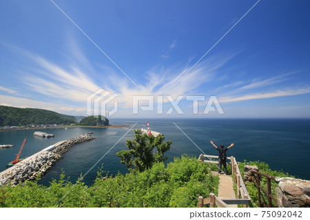 Shiretoko Oronco Rock 75092042