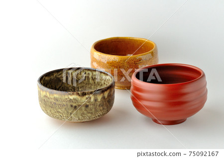 Kasama-yaki devitrified kiln-changing matcha bowl and Tokoname-yaki matcha bowl of red mud Kasama-yaki devitrified kiln-changing matcha bowl and Tokoname-yaki matcha bowl of red mud 75092167