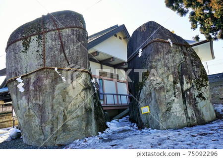 Mitsuishi Shrine, a tourist attraction in the castle town of Morioka 75092296