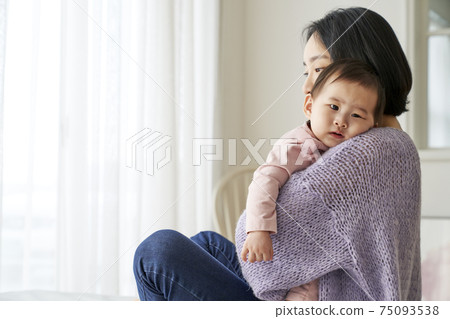 嬰兒,嬰兒,嬰兒,媽媽,家庭 嬰兒,嬰兒,嬰兒,媽媽,家庭 75093538