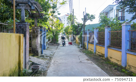 越南會安後巷視圖 越南會安後巷視圖 75094715