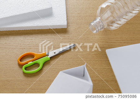 Scissors drawing image 75095086