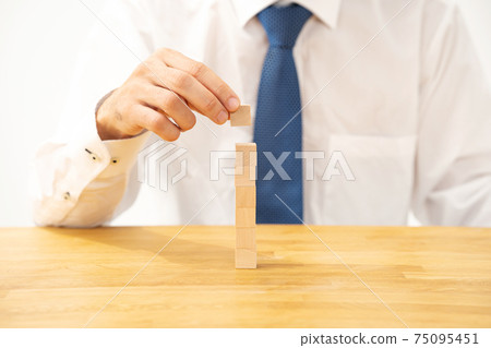 商業形象積木的男人 商業形象積木的男人 75095451