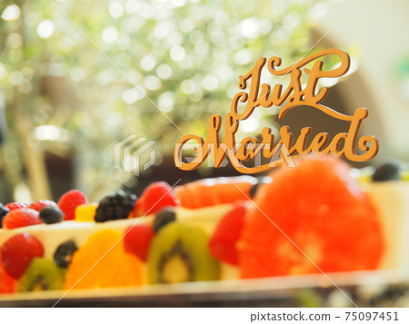 Wedding cake Wedding cake 75097451