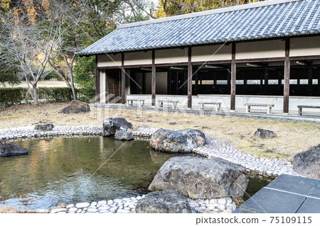 Wakuya Tenpei Romankan, the oldest gold-producing site in Japan Wakuya Tenpei Romankan, the oldest gold-producing site in Japan 75109115