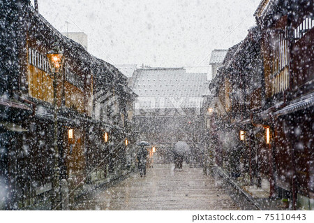 跳雪的東茶屋地區 跳雪的東茶屋地區 75110443
