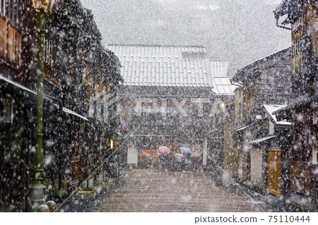 跳雪的東茶屋地區 跳雪的東茶屋地區 75110444