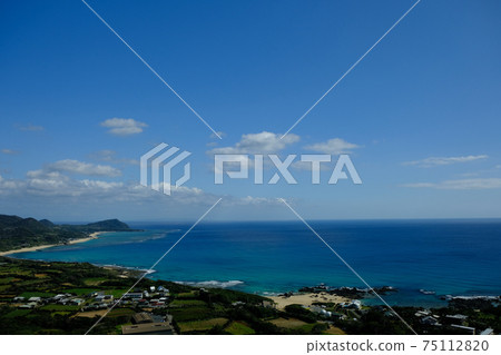 從Ka風關看的美大島Tehiro海灘 75112820