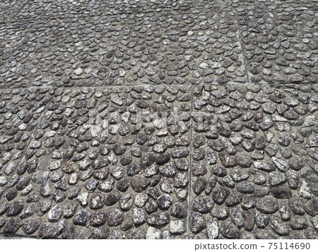 Masonry of river embankment 75114690