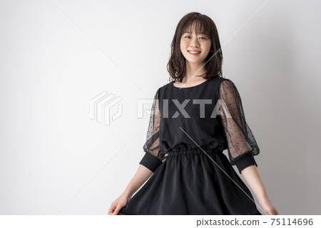 一個三十多歲的女人 75114696