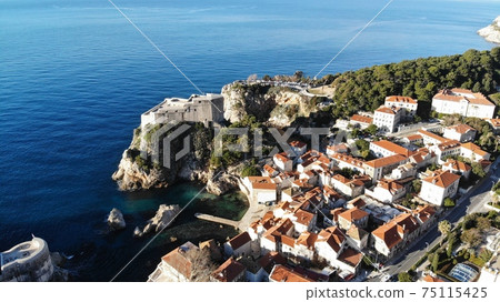 drone point of view in dubrovnik drone point of view in dubrovnik 75115425