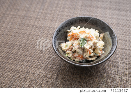 White dressing I ate at home White dressing I ate at home 75115487