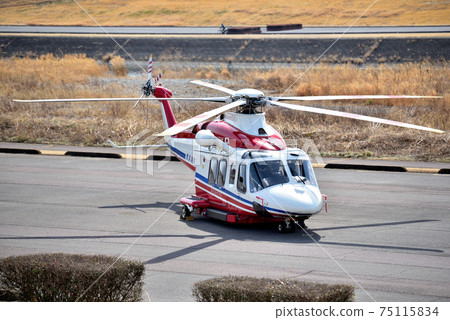 參加足利山火的橫濱消防直升機是町通1號 75115834