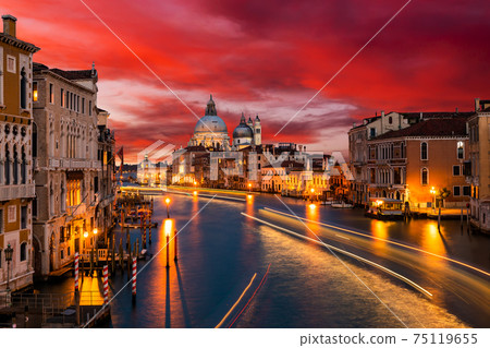 Grand Canal and Basilica Santa Maria della Salute, Venice, Italy. 75119655