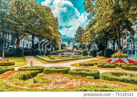 Garden of Small Sablon (Jardin du Petit Sablon), Brussels, Belgium. 75126181