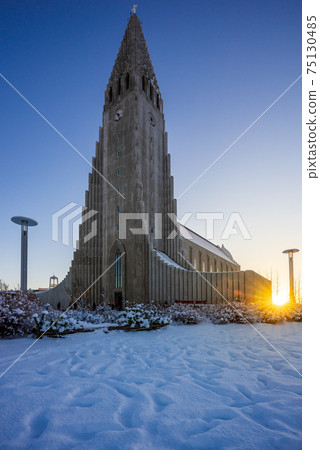 Hallgrimskirkja cathedral at reykjavik with sunrise, in winter season, Iceland 75130485