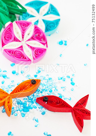 Goldfish and morning glory. Goldfish and morning glory. 75132499