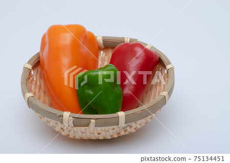 五顏六色的甜椒 75134451