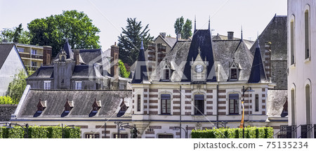 Vintage architecture of Old Town in Vitre, France Vintage architecture of Old Town in Vitre, France 75135234
