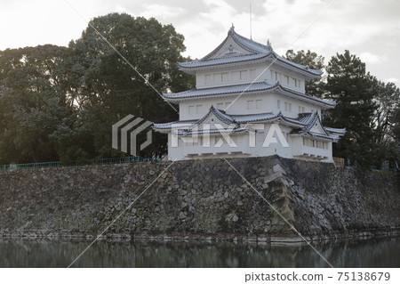 大雪覆蓋的角樓（愛知縣名古屋市名古屋城西北角樓） 75138679