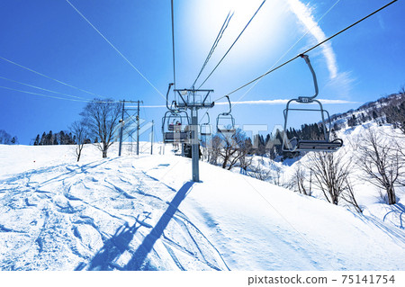 Ski resort [Charman Hiuchi ski resort] (Itoigawa City, Niigata Prefecture) 75141754