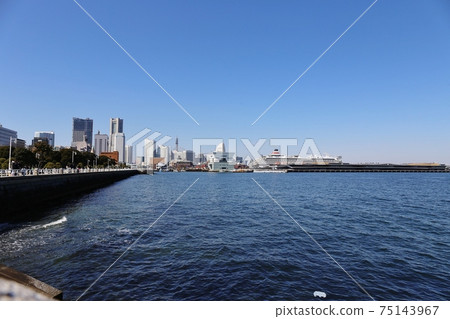 Minato Mirai 75143967