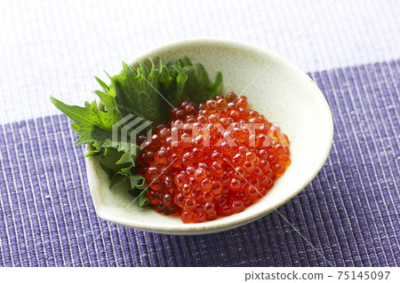 Salmon roe pickled in soy sauce 4 Salmon roe pickled in soy sauce 4 75145097
