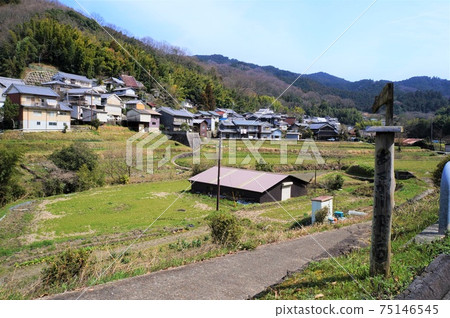 Scenery of Inabuchi Village (Asuka Village, Nara Prefecture) Scenery of Inabuchi Village (Asuka Village, Nara Prefecture) 75146545