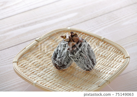 Dried fruit dried persimmon Dried fruit dried persimmon 75149063