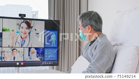 Telemedicine concept with webcam Telemedicine concept with webcam 75149214
