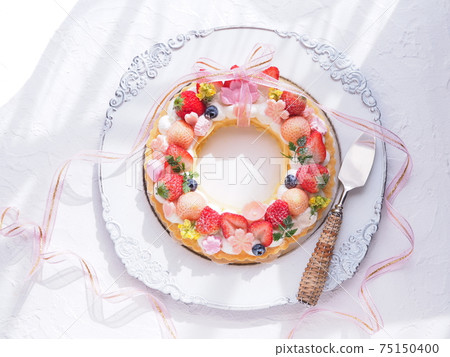 春季糖果可愛草莓花環蛋t 75150400